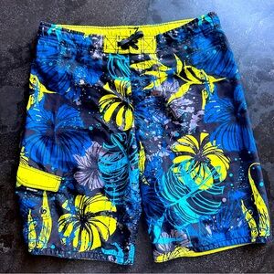 Boys Swims Trunks - Size XL (16/18)